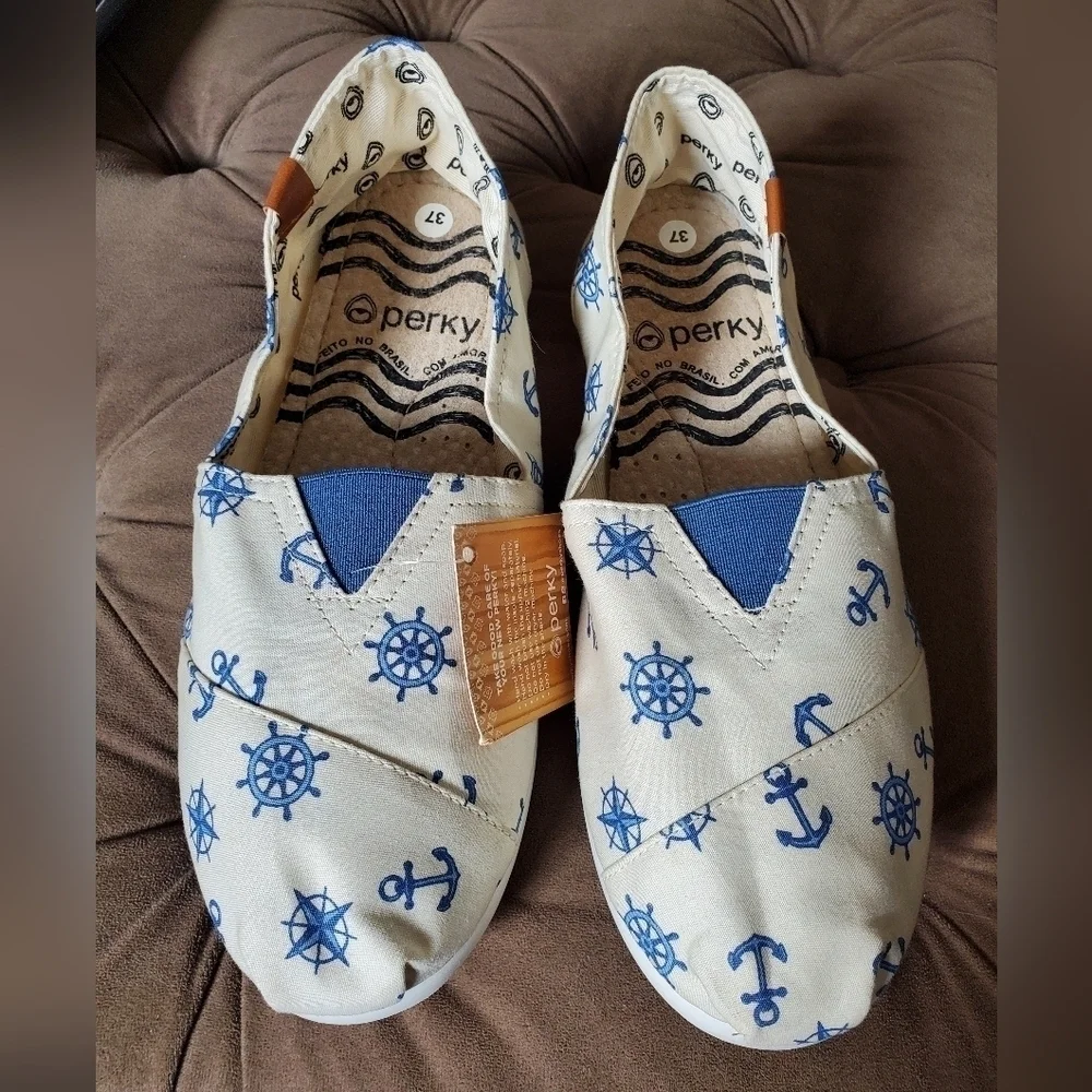 Perky Nautical print Espadrilles size 8 Womens